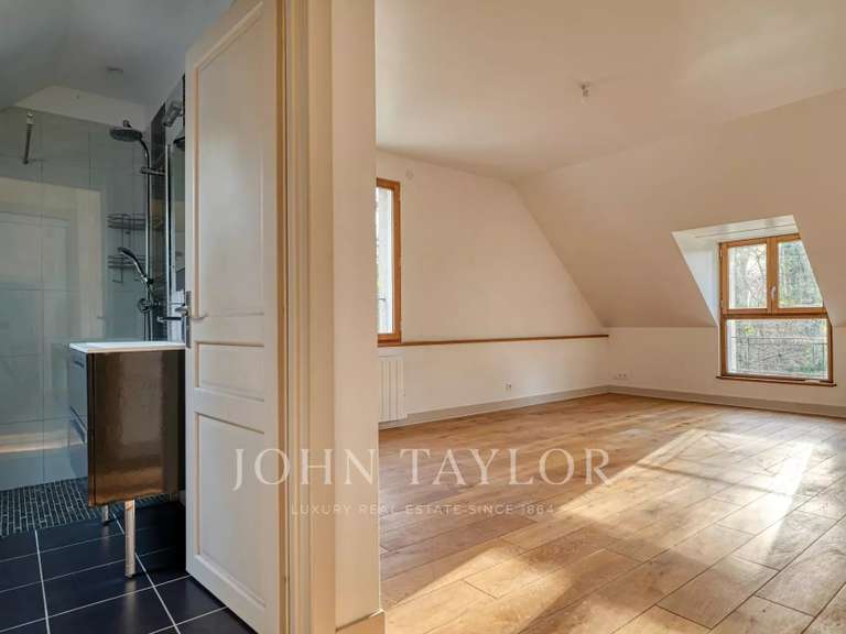 Maison Rochefort-en-Yvelines - 5 chambres - 176m²