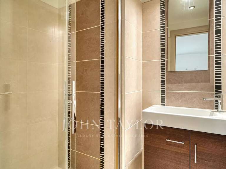 Maison Rochefort-en-Yvelines - 5 chambres - 176m²