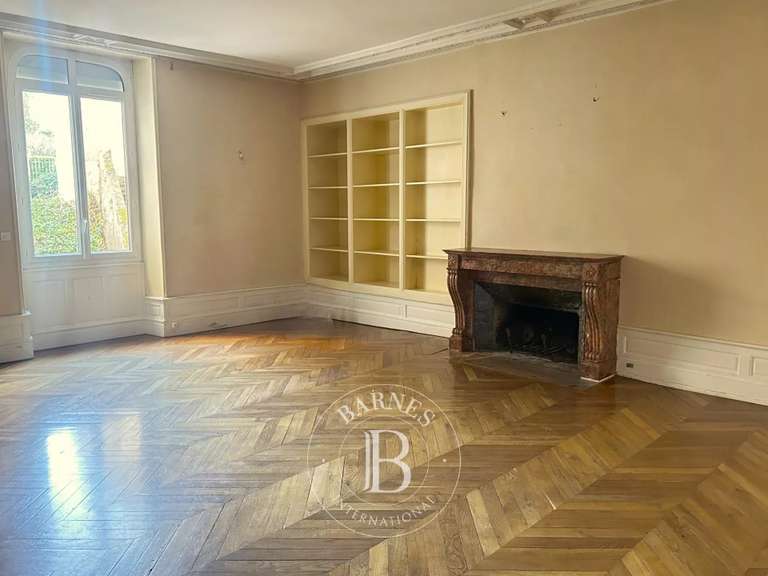 Maison Rochefort-sur-Loire - 7 chambres - 455m²