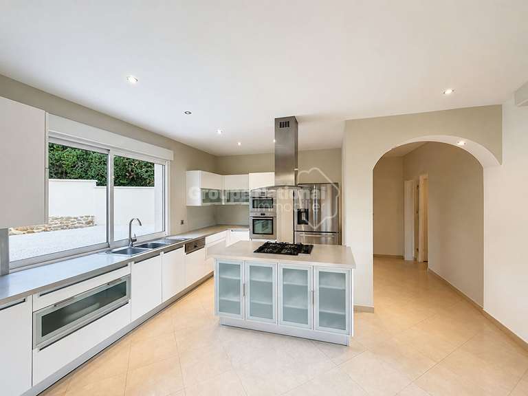 Maison Rochegude - 3 chambres - 170m²