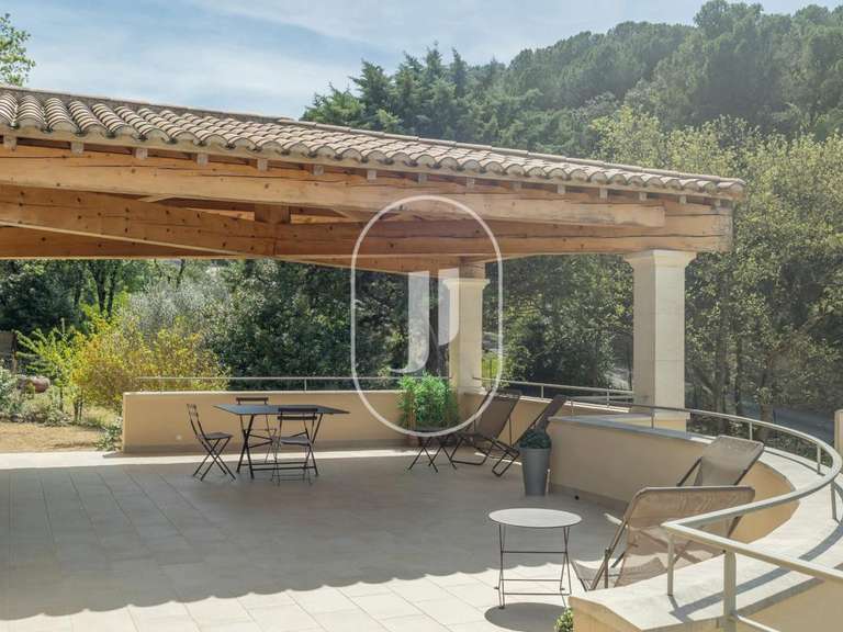 Villa Rochegude - 5 chambres - 140m²