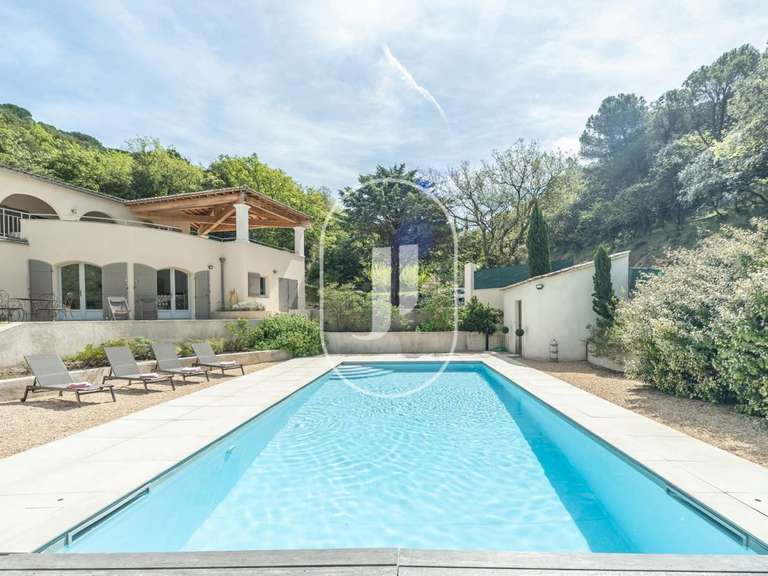 Villa Rochegude - 6 chambres - 140m²