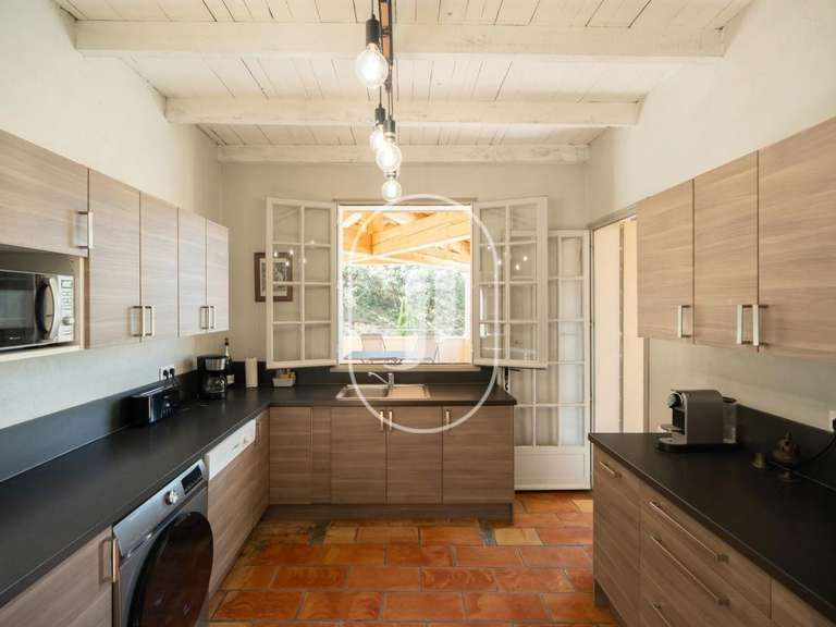 Villa Rochegude - 6 chambres - 140m²