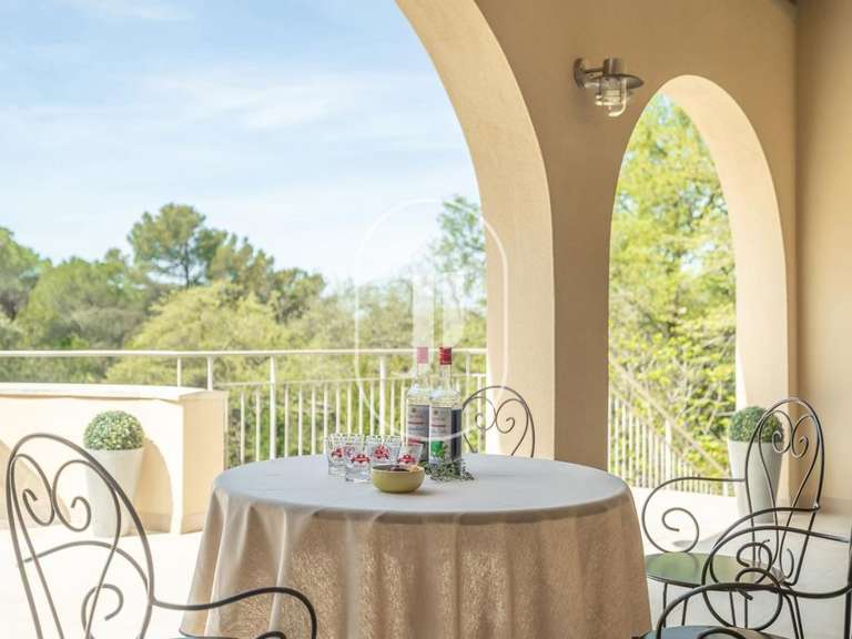 Villa Rochegude - 6 chambres - 140m²