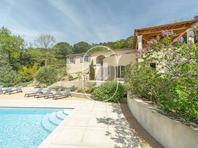 Villa Rochegude - 6 chambres - 140m²