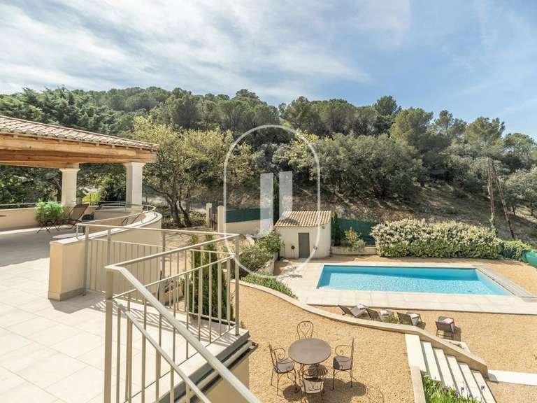 Villa Rochegude - 5 chambres - 140m²