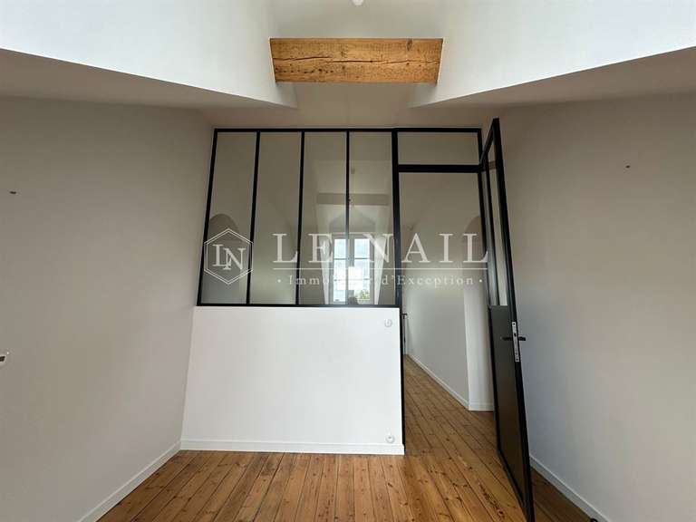 House Rocheservière - 8 bedrooms - 358m²