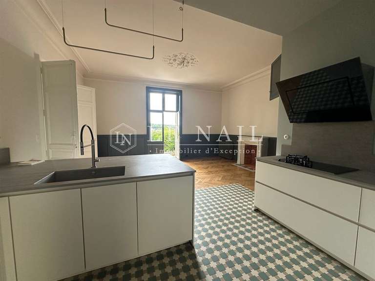 House Rocheservière - 8 bedrooms - 358m²