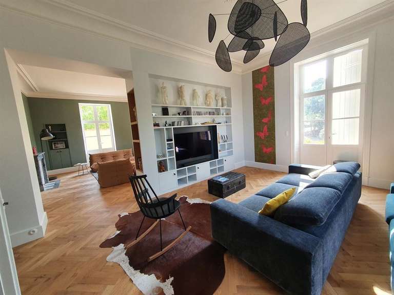 House Rocheservière - 8 bedrooms - 358m²