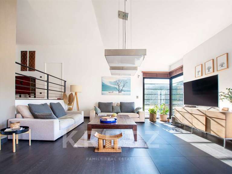 Maison Rochetaillée-sur-Saône - 3 chambres - 240m²