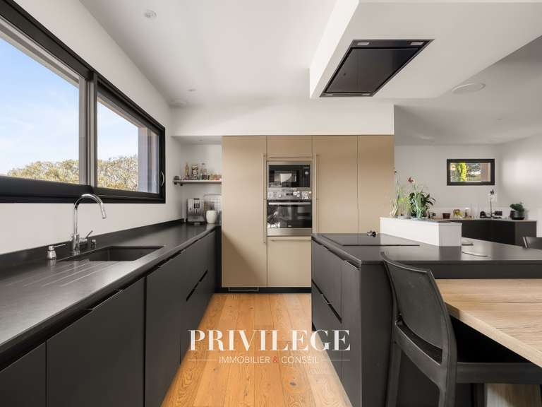 Maison Rochetaillée-sur-Saône - 5 chambres - 242m²