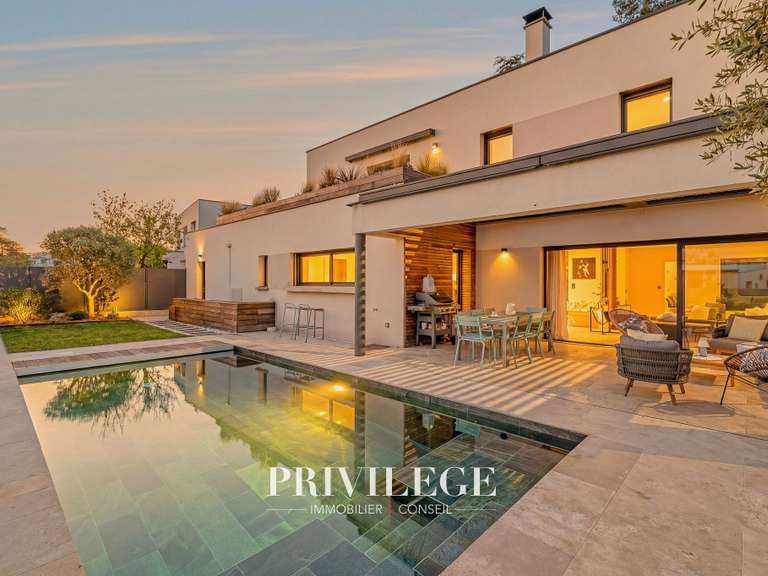 Maison Rochetaillée-sur-Saône - 5 chambres - 242m²