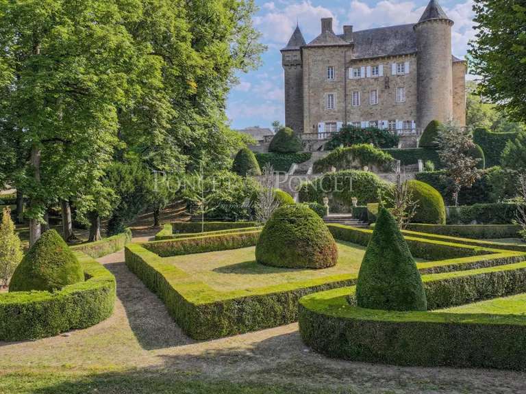 Château Rodez - 19 chambres - 2400m²