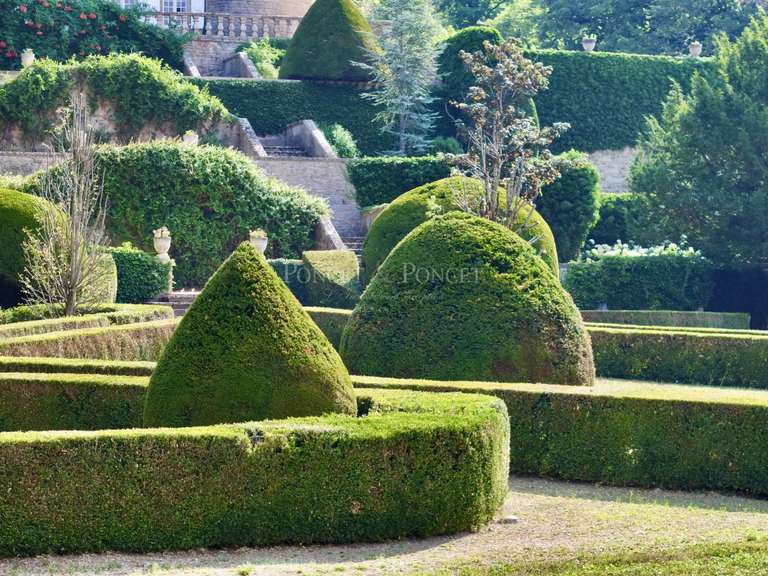 Château Rodez - 19 chambres - 2400m²