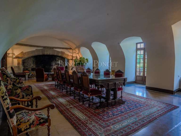 Château Rodez - 19 chambres - 2400m²