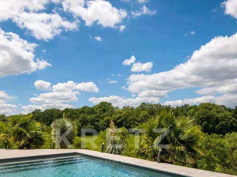 Maison Rodez - 908m²