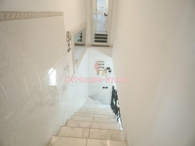 Villa Rognac - 4 bedrooms - 180m²