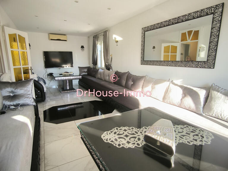 Villa Rognac - 4 bedrooms - 180m²