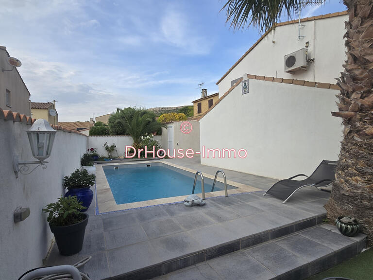 Villa Rognac - 4 bedrooms - 180m²