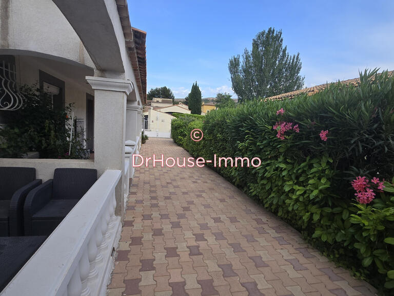 Villa Rognac - 4 bedrooms - 180m²