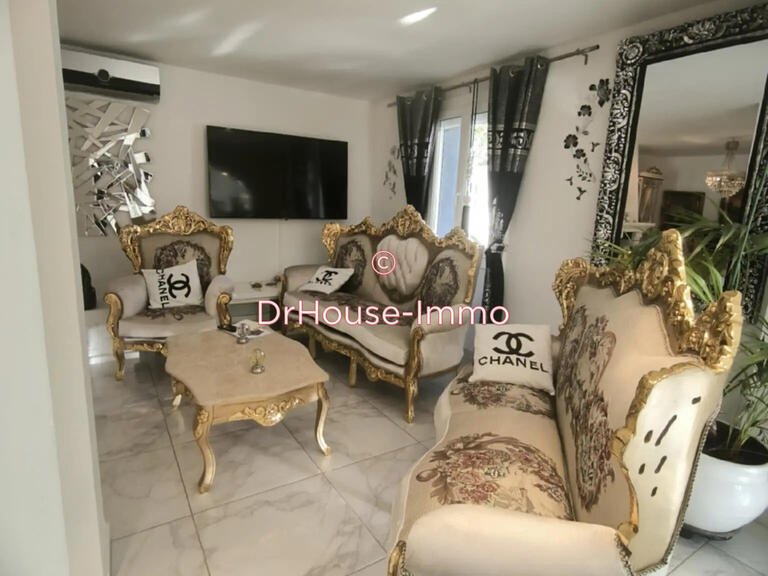 Villa Rognac - 4 bedrooms - 180m²