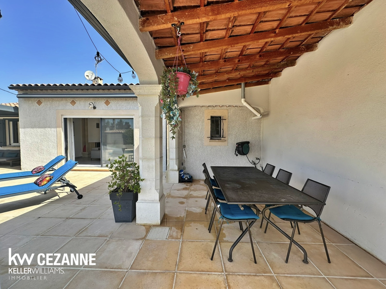 Villa Rognac - 4 chambres - 122m²