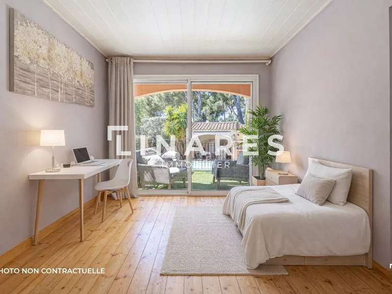 Villa Rognac - 4 chambres - 165m²