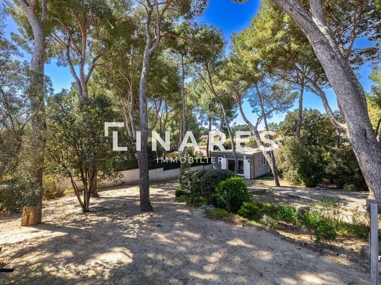 Villa Rognac - 4 chambres - 165m²