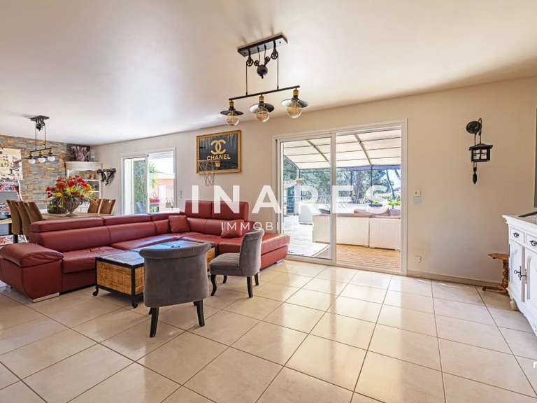 Villa Rognac - 4 chambres - 165m²