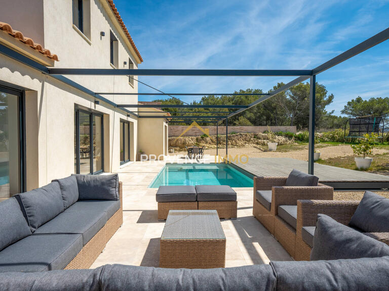 House Rognes - 6 bedrooms - 175m²