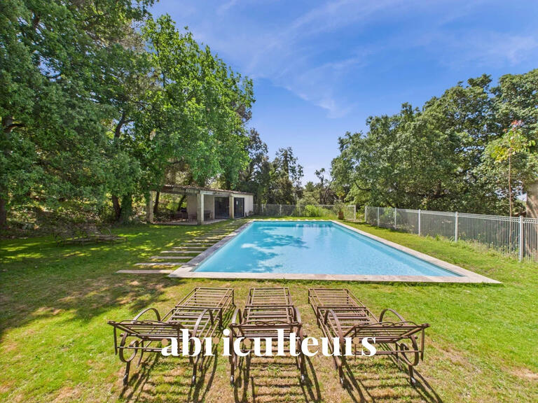 House Rognes - 7 bedrooms - 365m²