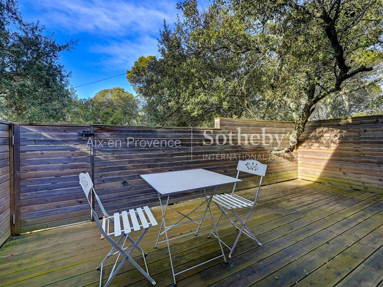 Maison Rognes - 6 chambres - 280m²