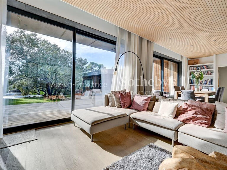 Maison Rognes - 6 chambres - 280m²