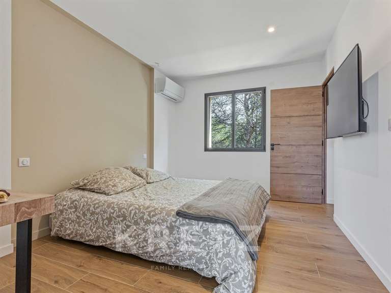 Maison Rognes - 4 chambres - 170m²