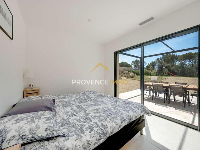 Maison Rognes - 6 chambres - 175m²