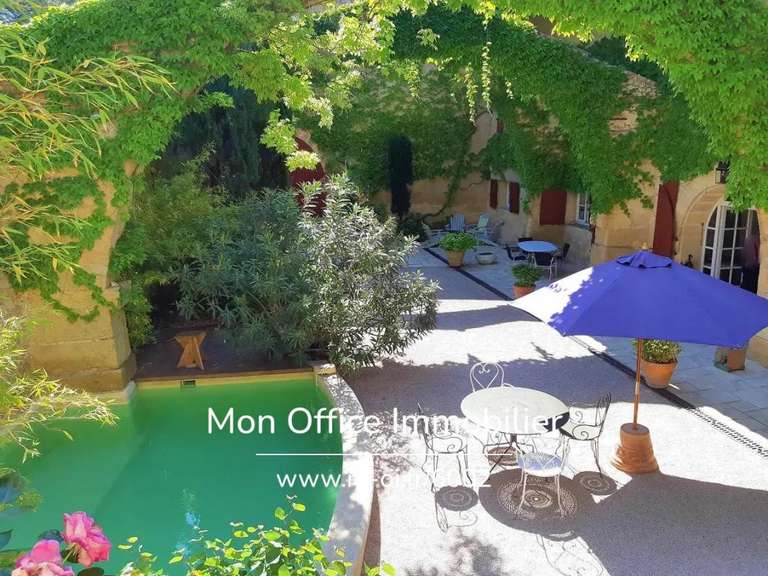 Maison Rognes - 6 chambres - 350m²