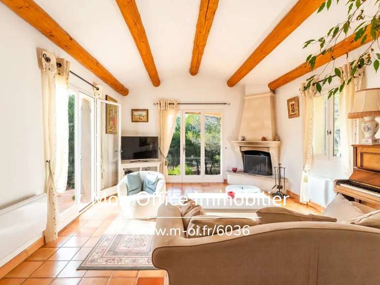 House Rognes - 6 bedrooms - 185m²