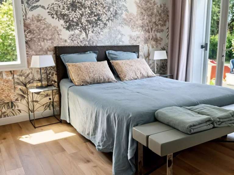 Maison Rognes - 6 chambres - 235m²