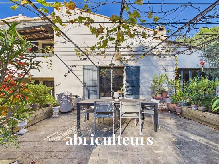 Maison Rognes - 4 chambres - 252m²