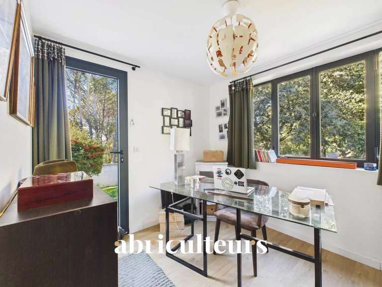 Maison Rognes - 4 chambres - 252m²