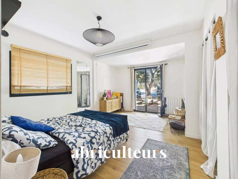 Maison Rognes - 4 chambres - 252m²