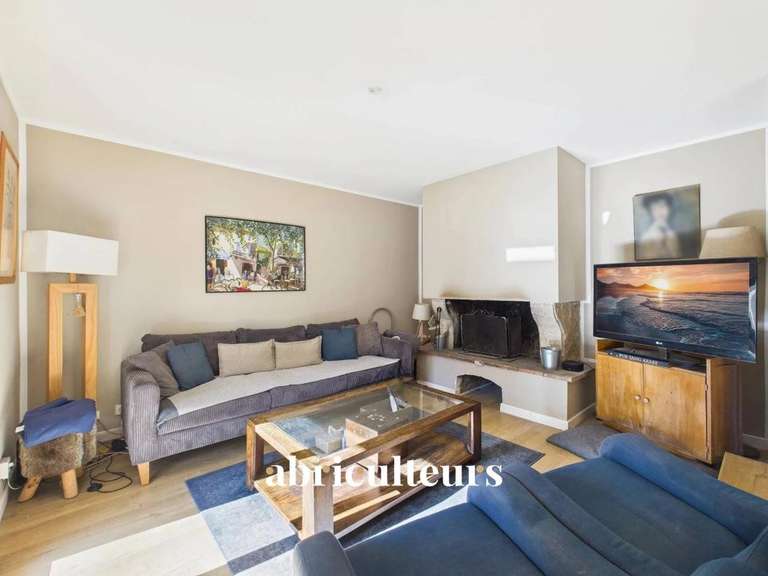 Maison Rognes - 4 chambres - 252m²