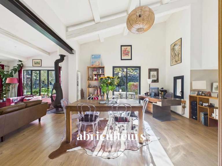 Maison Rognes - 4 chambres - 252m²