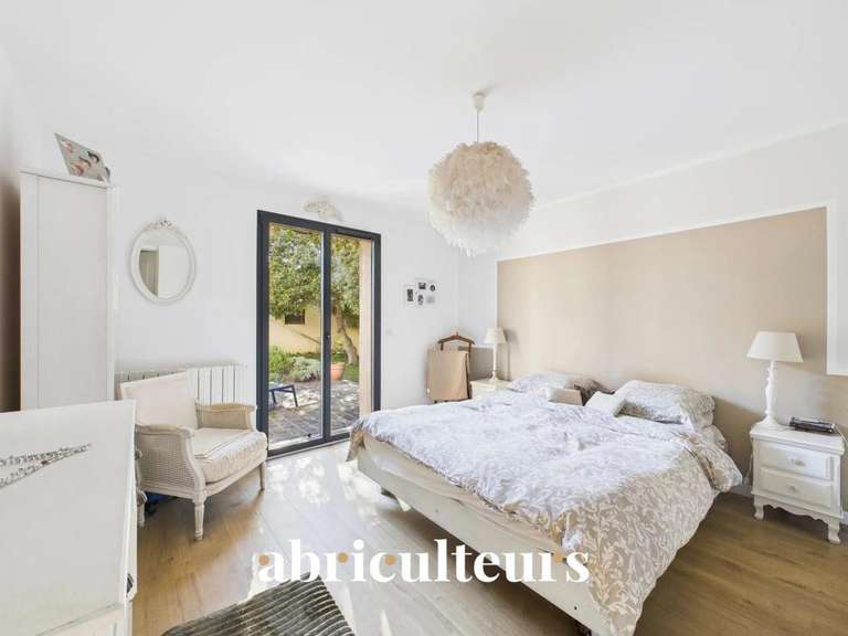 Maison Rognes - 4 chambres - 252m²