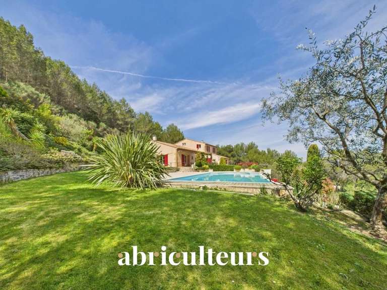 Maison Rognes - 5 chambres - 296m²