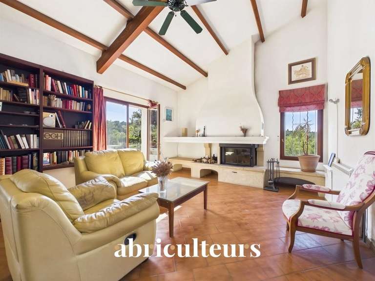 Maison Rognes - 3 chambres - 180m²