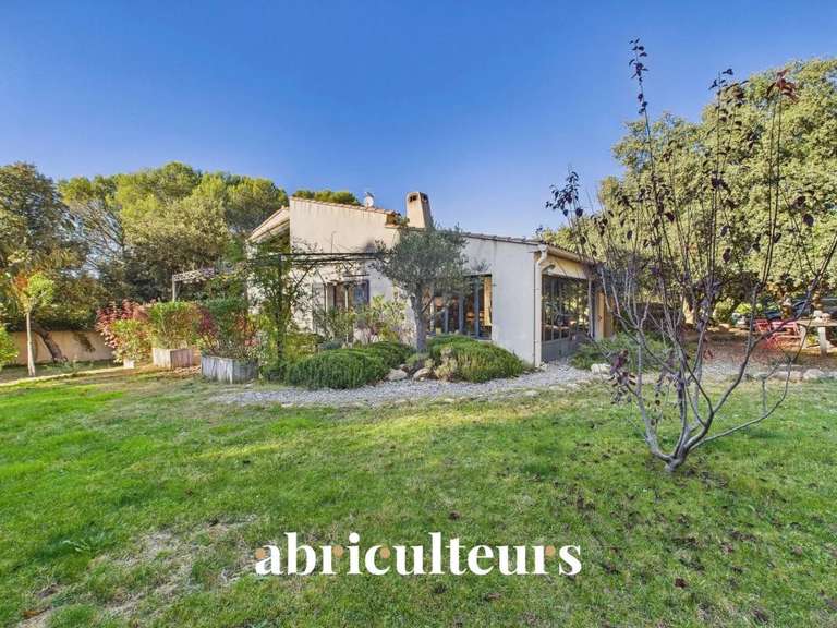 Maison Rognes - 4 chambres - 252m²