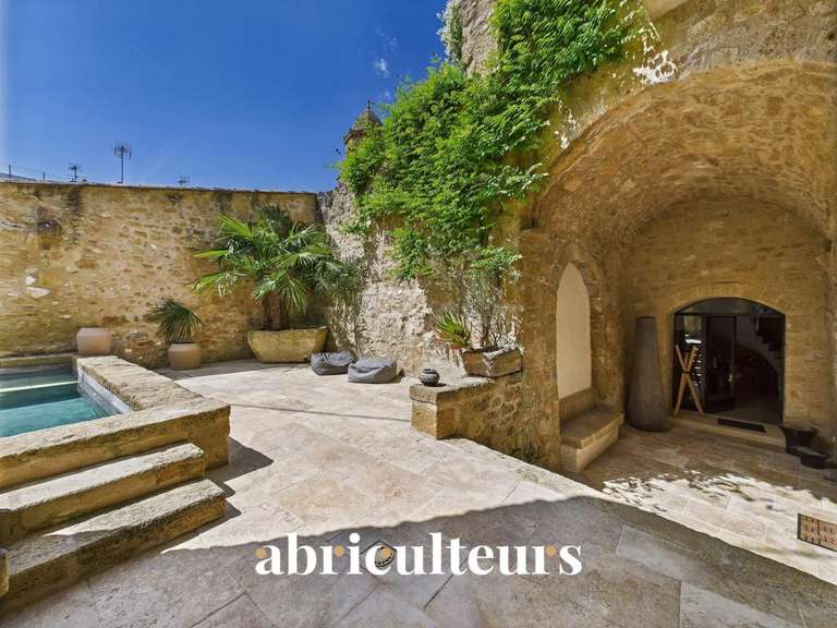 Maison Rognes - 3 chambres - 260m²