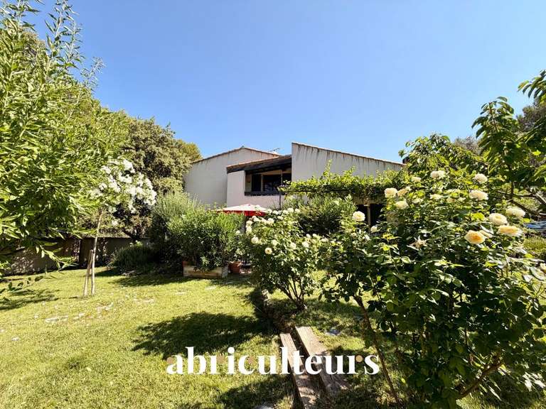 Maison Rognes - 4 chambres - 252m²