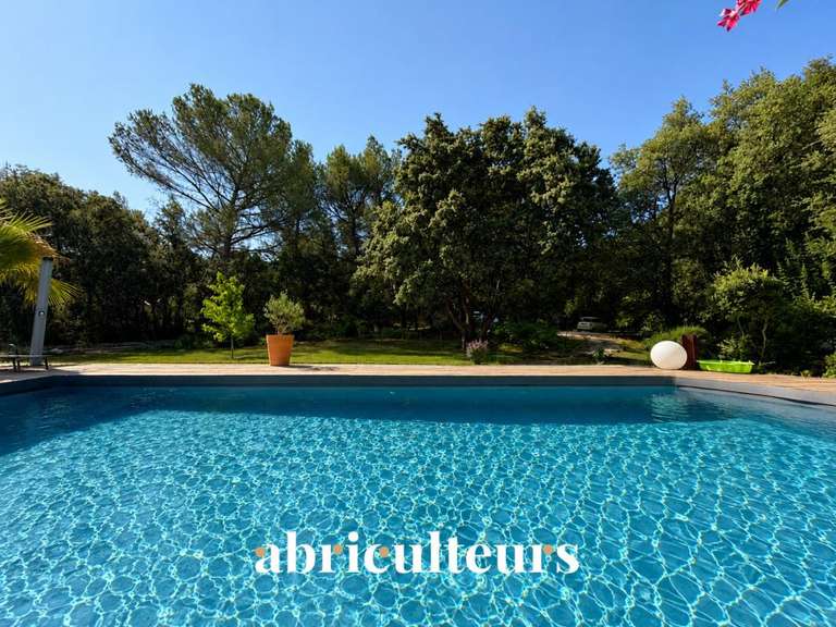 Maison Rognes - 4 chambres - 252m²